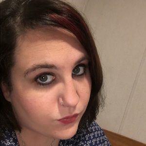 Meet your Posher, Felecia